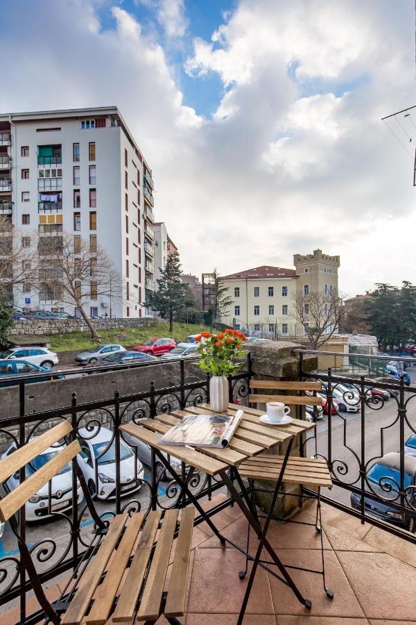 Wien Apartment Rijeka Eksteriør billede
