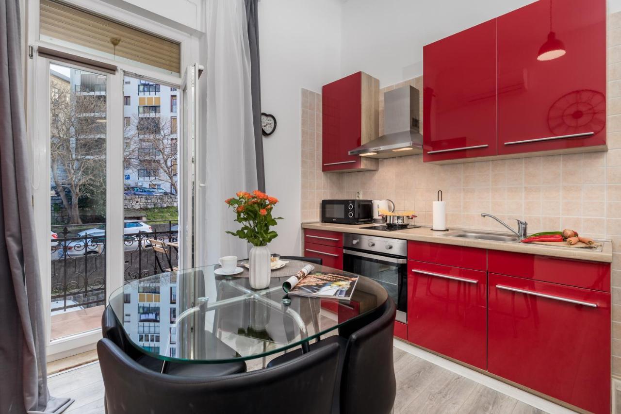 Wien Apartment Rijeka Eksteriør billede