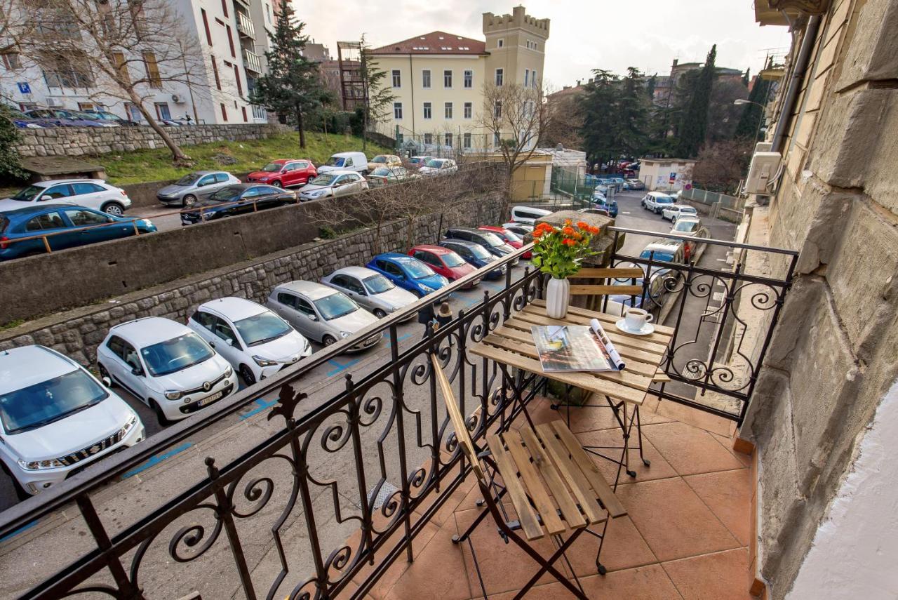 Wien Apartment Rijeka Eksteriør billede