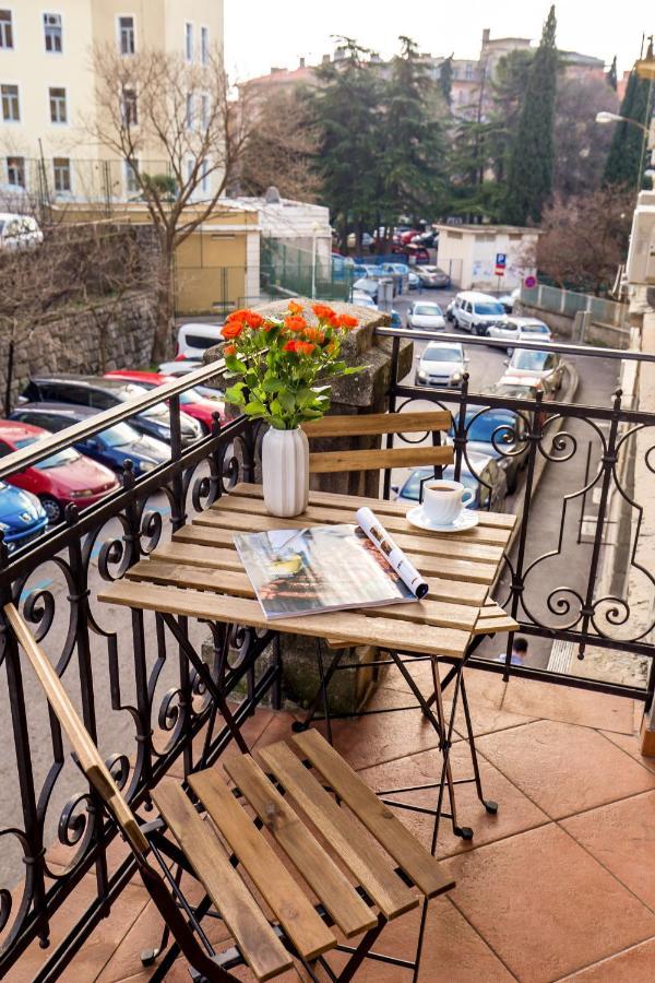 Wien Apartment Rijeka Eksteriør billede